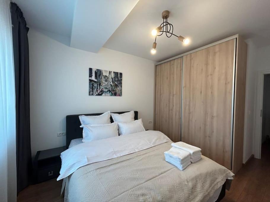 Regie Sunset Apartment Bucarest Extérieur photo