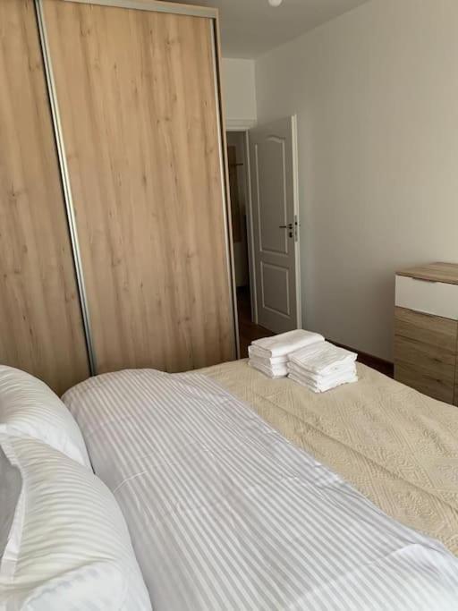 Regie Sunset Apartment Bucarest Extérieur photo